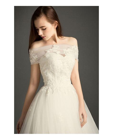 Romantic Ball Gown Sweetheart Court Train Tulle Wedding Dress With