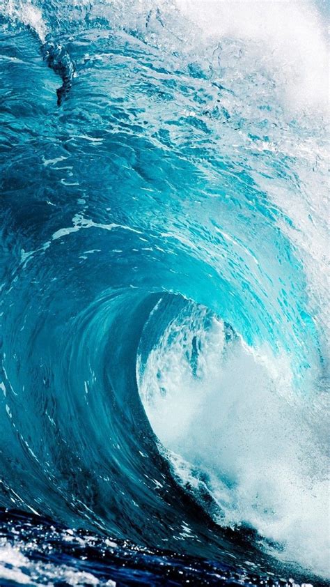 It also offers automatically changing wallpapers. Cool ocean background for phone | Ocean backgrounds, Phone ...