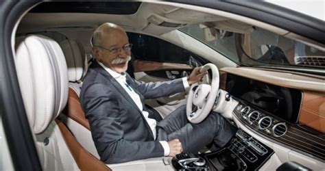 Nach Prachtjahr Rechnet Daimler Mit Weiterem Wachtsum