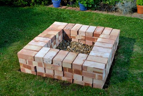 The common feature of fire pits is that they are designed to contain fire and prevent it from spreading. Build a BBQ fire pit & raised garden bed in under an hour ...