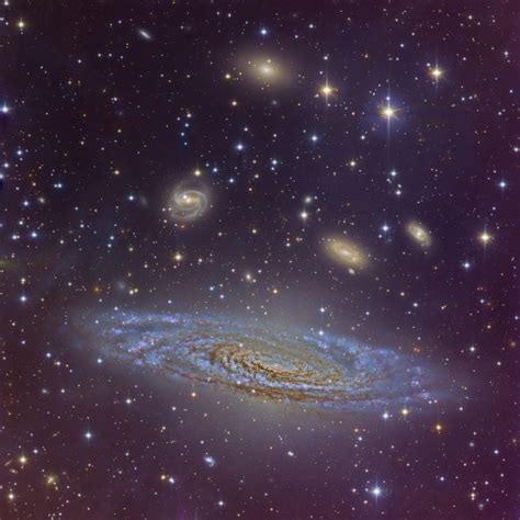 A Belíssima Galáxia Espiral Ngc 7331 Por Vicent Peris E Gilles Bergond