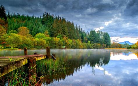 Nature Boathouses Trees Lake Dark Clouds Green Reflection