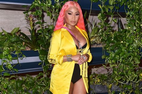 Nicki Minaj Offers To Donate To Cosby Show Star Geoffrey Owens