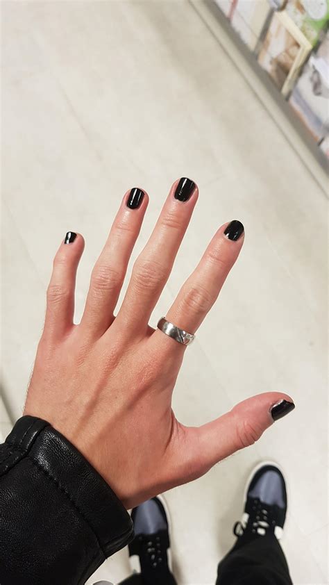 Male Started Painting My Nails Last Year And I Love It With Regards To Fashion 🖤 How Do They