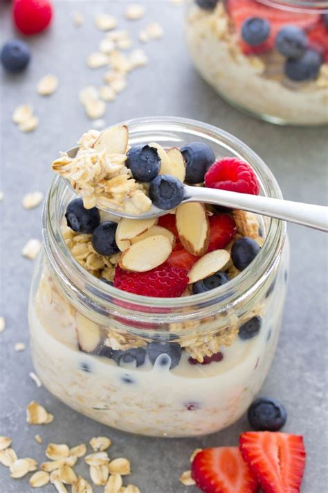 These four recipies are all under 300 calories, tasty, and easy to the best overnight oats recipe, start with just 4 ingredients. Easy Overnight Oats Recipe - Kristine's Kitchen