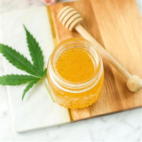 Pure Green Express Blog The Sweet Benefits Of Cannabis Honey