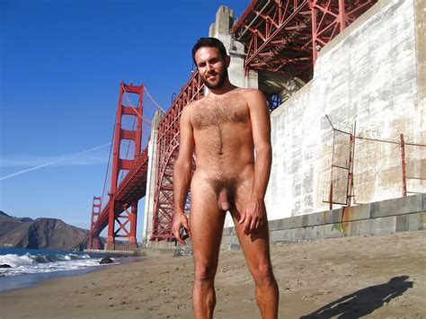 Amateur Nude Male At The Golden Gate Bridge 8 Pics