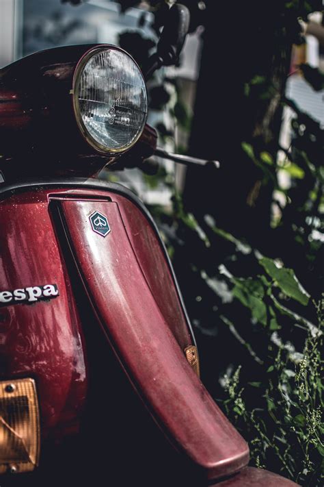 We hope you enjoy our growing collection of hd images to use as a background or home screen for your smartphone or computer. 13+ Gambar Wallpaper Vespa Keren - Joen Wallpaper