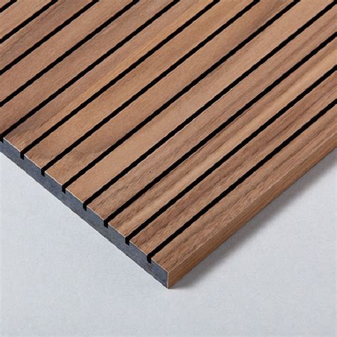 Wandpaneele aus holz werden auf trägerplatte. Ballwurfsichere Wandverkleidung - Industrievertretung ...