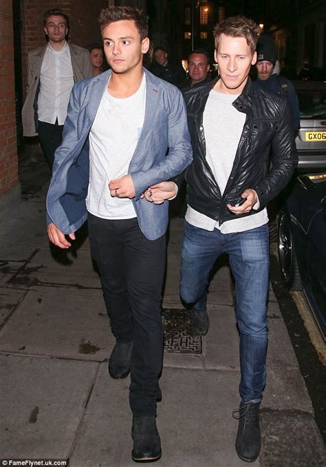 Tom daley and dustin lance black welcome first child. Tom Daley and boyfriend Dustin Lance Black enjoy romantic ...
