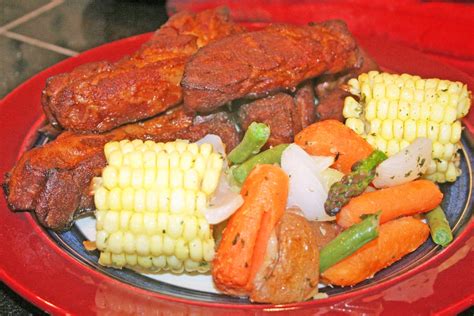 You don't eat them with your hands—a fork is much preferred—and while they're. Oven Baked Country-Style Pork Ribs w/ Roasted Veggies ...