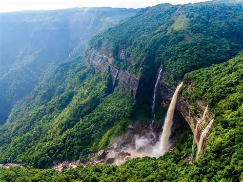10 Beautiful Meghalaya Tourist Places Must Visit Once In Life