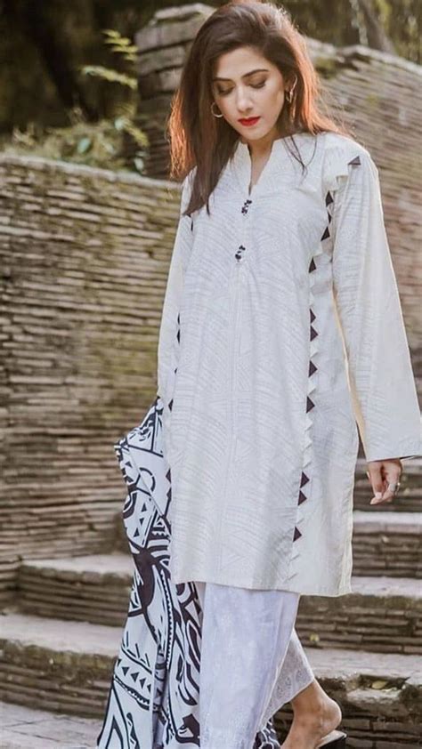 1000 Simple Pakistani Dresses Fashionista Clothes Fancy Dress Design