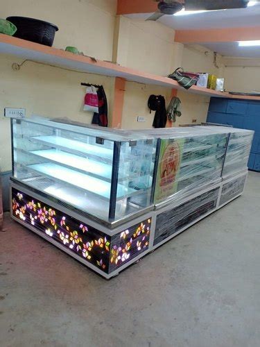 Sweet And Cake Display Counter Voltage 110v Inr 15000 Square