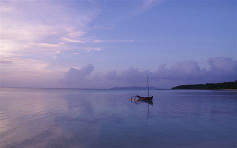 Download Wallpaper 3840x2400 Sea Boat Lonely Horizon Sunset 4k