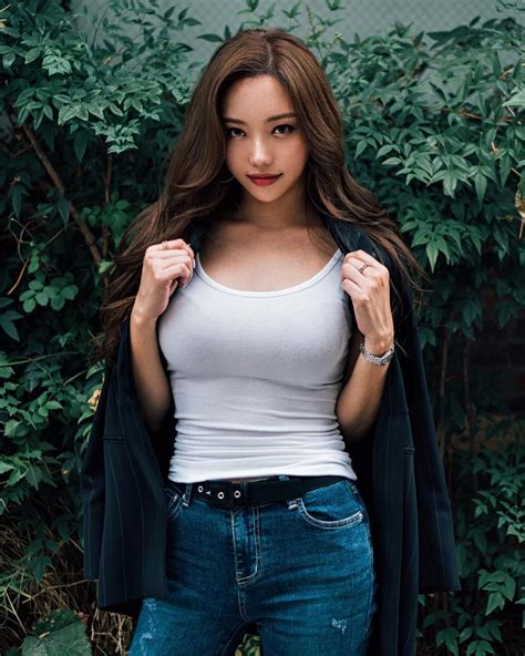 On Beauty Girl Play Korean Instagram Model Lai Min Video