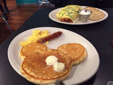Whether you are searching for good food near me or restaurants near me for dinner (including burger & tacos )or fast food places near me or even best restaurants near me, you can find breakfast near me. Download Places For Breakfast Near Me Images