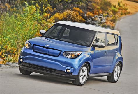 2017 kia soul ev review prices specs and photos the car connection