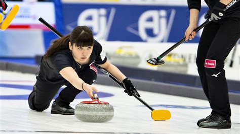 Curling News Switzerland And Japan Book Semi Final Places Eurosport