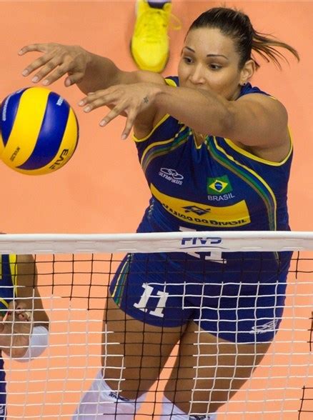 tandara caixeta brazilian volleyball player