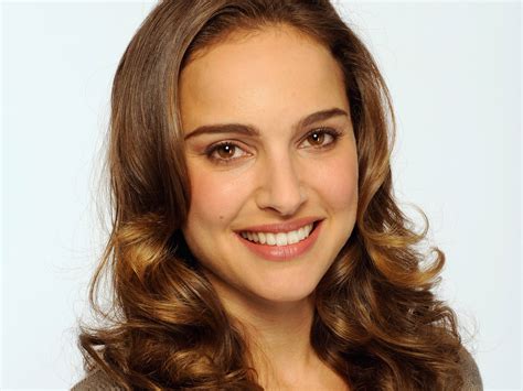 Natalie Portman Hd Wallpaper Background Image X Id