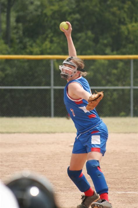 how to throw the perfect softball pitch softball tips and training