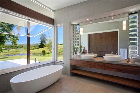 By contrast, altair louvre windows are ideal for use in bathrooms because they remain perfectly functional even when tall and thin or wide and short. New Home Comfortably Connects with Rural Landscape