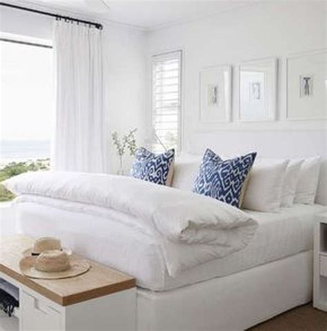Awesome 20 Fabulous White Bedroom Design In The Small Apartment White