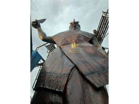 Patung Pahlawan Tembaga Sorong Papua