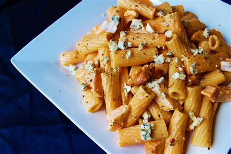 Take inspiration from this menu. Spicy Buffalo Chicken Pasta - Easy Peasy Eats