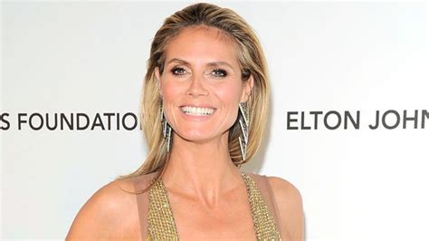 Heidi Klum Tweets Nearly Topless Photo Joining “super Nudes” Trend Vanity Fair