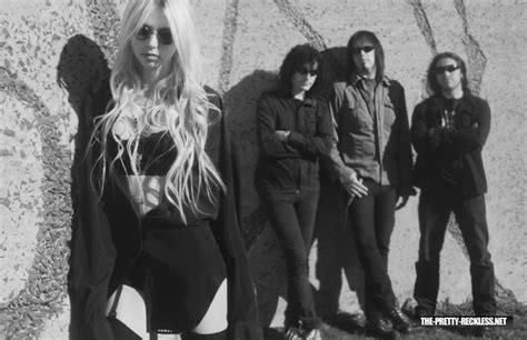 The Pretty Reckless — Going To Hell Bande Annonce Teaser Khimaira