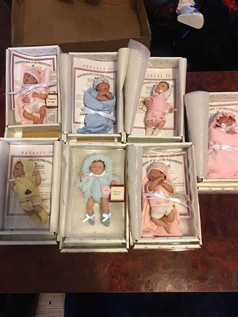 7 Ashton Drake Mini Dolls In Boxes With Coas Adorable