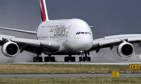 Super Jumbo Saved As Airbus Lands Order From Emirates
