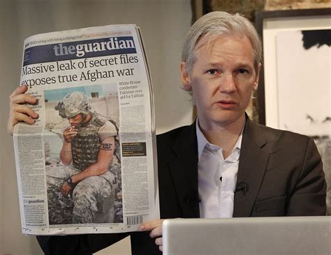 Wikileaks Founding History Chelsea Manning And Controversies