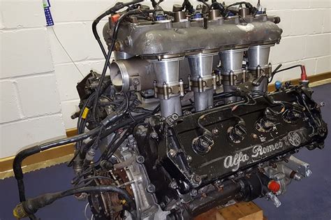 Alfa Romeo V8 Engine