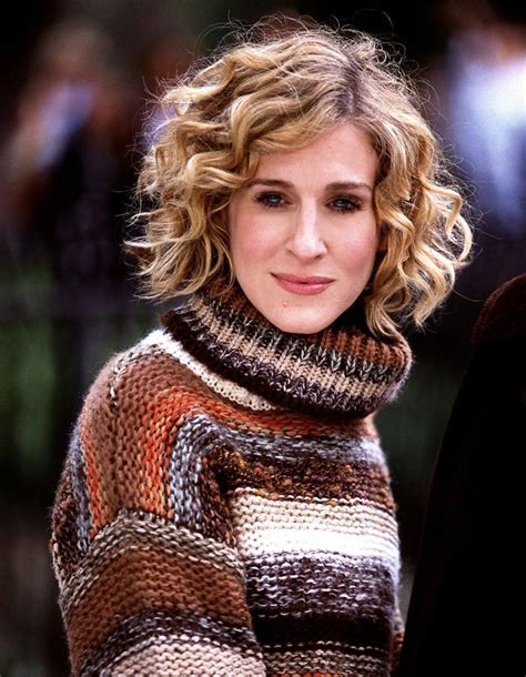 Jun 25, 2021 · le carré court : Sarah Jessica Parker avec un carré blond, court et bouclé ...