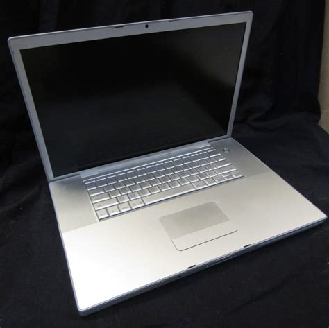 Apple Macbook Pro A1229 31 Midlate 2007 17 240ghz C2d T7700 2gb