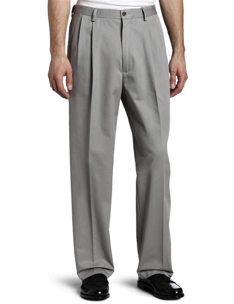 Haggar Men's Work To Weekend Khakis Hidden Expandable Waist No Iron