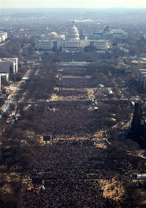 2009 Vs 2017 Comparing Trumps And Obamas Inauguration Crowds Abc News