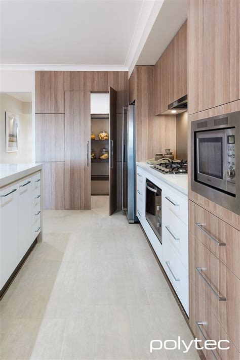 Createc Doors And Drawers In New Ultra White Gloss Overhead Cupboards