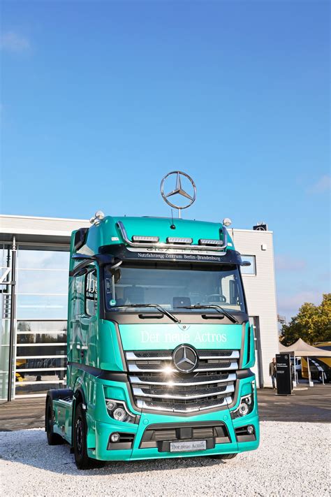 Mercedes Benz Actros Truck Of The Year 2020 Atno