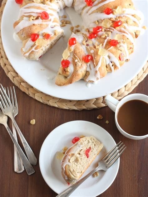 Cream together shortening, sugar, and vanilla. Christmas Coffee Cake Ring - Completely Delicious