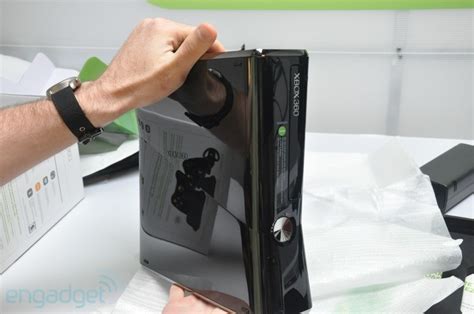 La Xbox 360 Slim Déballée En Images Xbox One Xboxygen