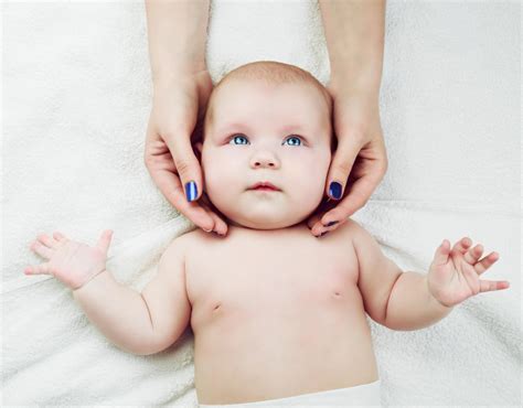 Types De Massages Pour Bébé Et Leurs Bienfaits