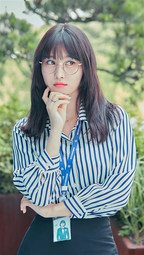 Momo Twice Glasses 4k Hd Phone Wallpaper Rare Gallery