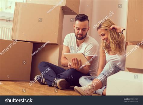 Young Couple Love Moving New Apartment Stock Photo 333212705 Shutterstock