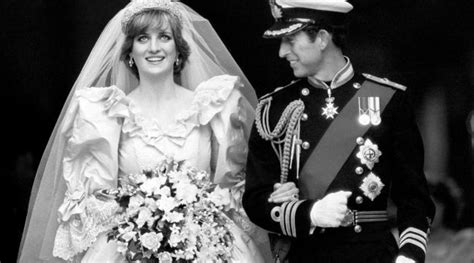 9 Photos Of Princess Diana And Prince Charles Wedding On July 29 1981 Bt