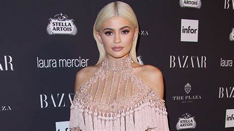 Kylie Jenner Sizzles In A Hot Pink Bikini As She Announces She Has Special Energy Celeb Jabber