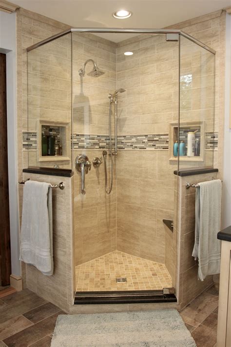 Sunny shower want to give you a clear and tidy shower experience by decorating a comfortable private bathroom space. Corner shower with glass - Landenberg, Pa. # ...